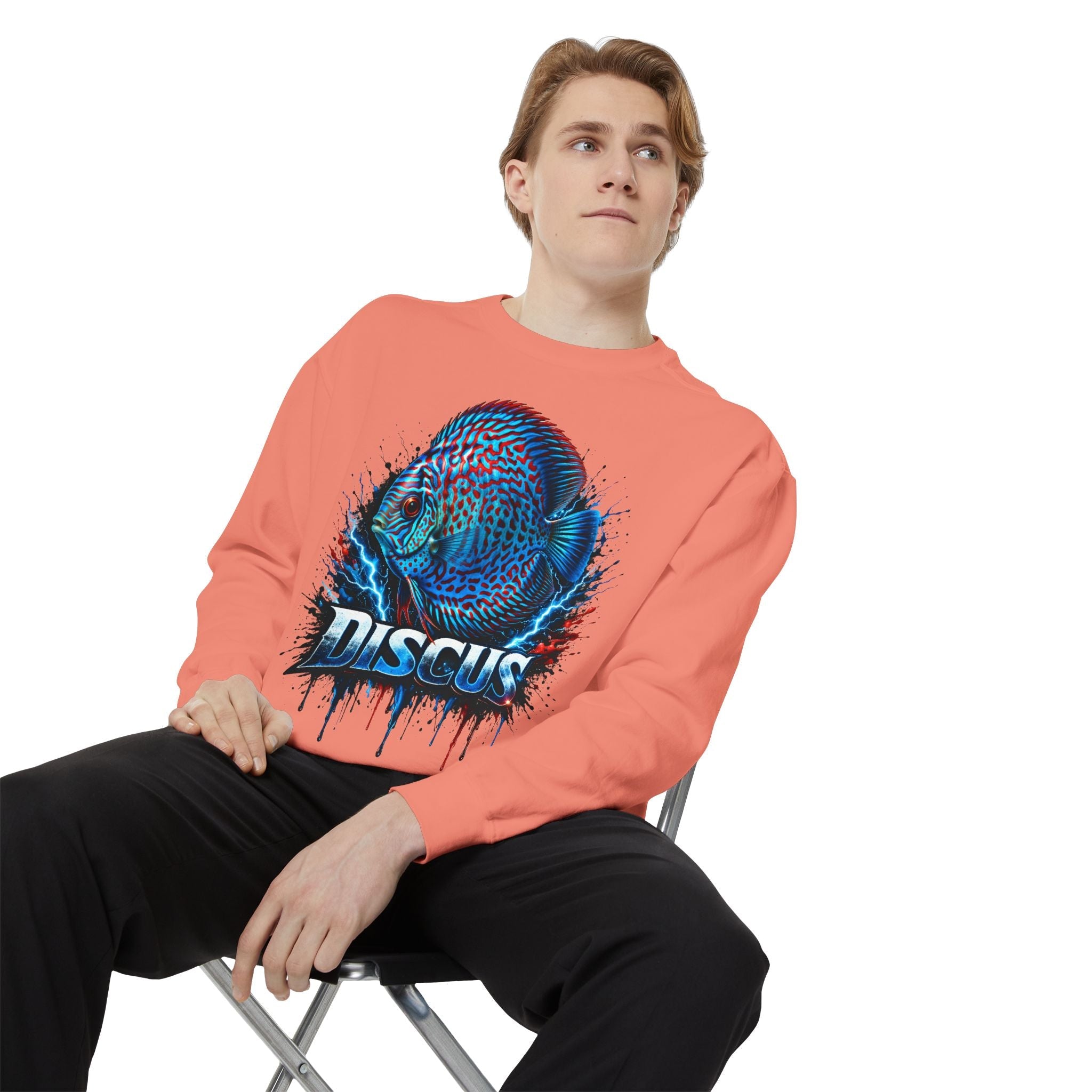 Discus Fish Graphic Sweatshirt — Vibrant Aquarium Lover Crewneck