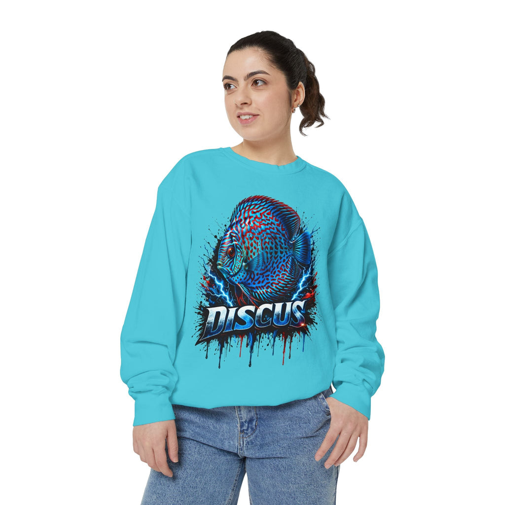 Discus Fish Graphic Sweatshirt — Vibrant Aquarium Lover Crewneck