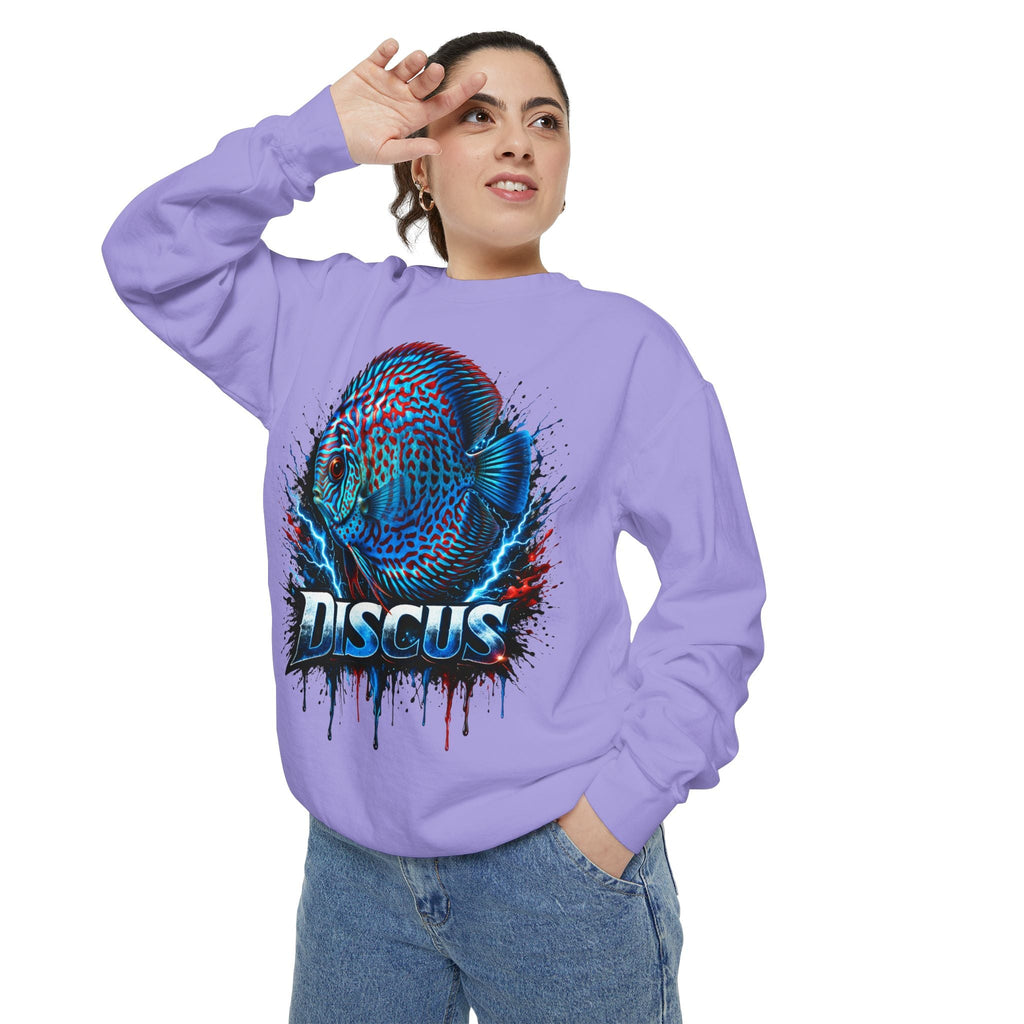 Discus Fish Graphic Sweatshirt — Vibrant Aquarium Lover Crewneck