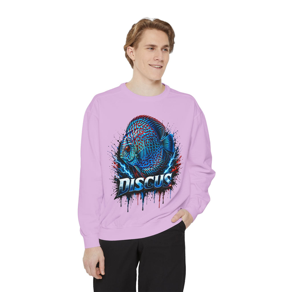 Discus Fish Graphic Sweatshirt — Vibrant Aquarium Lover Crewneck