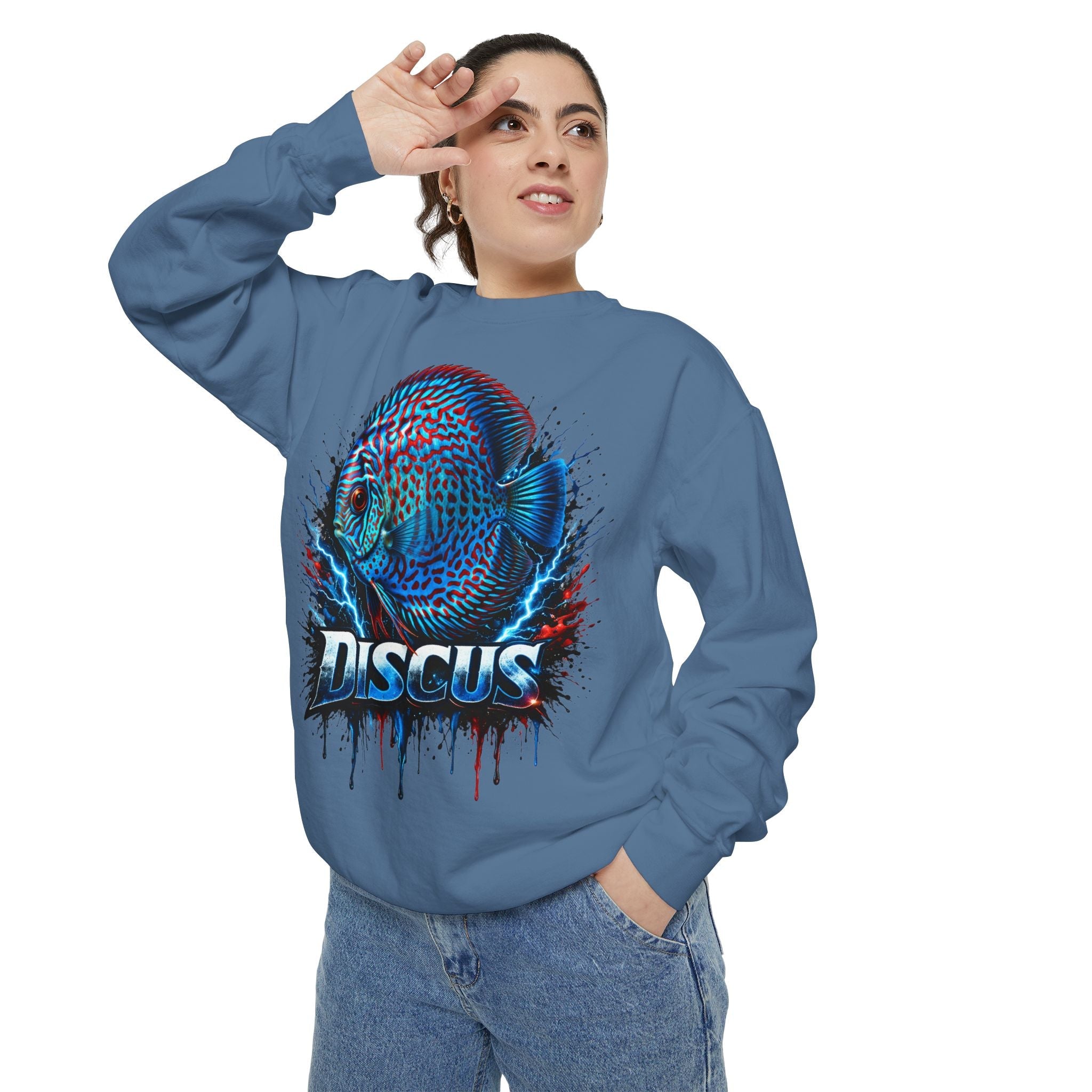 Discus Fish Graphic Sweatshirt — Vibrant Aquarium Lover Crewneck
