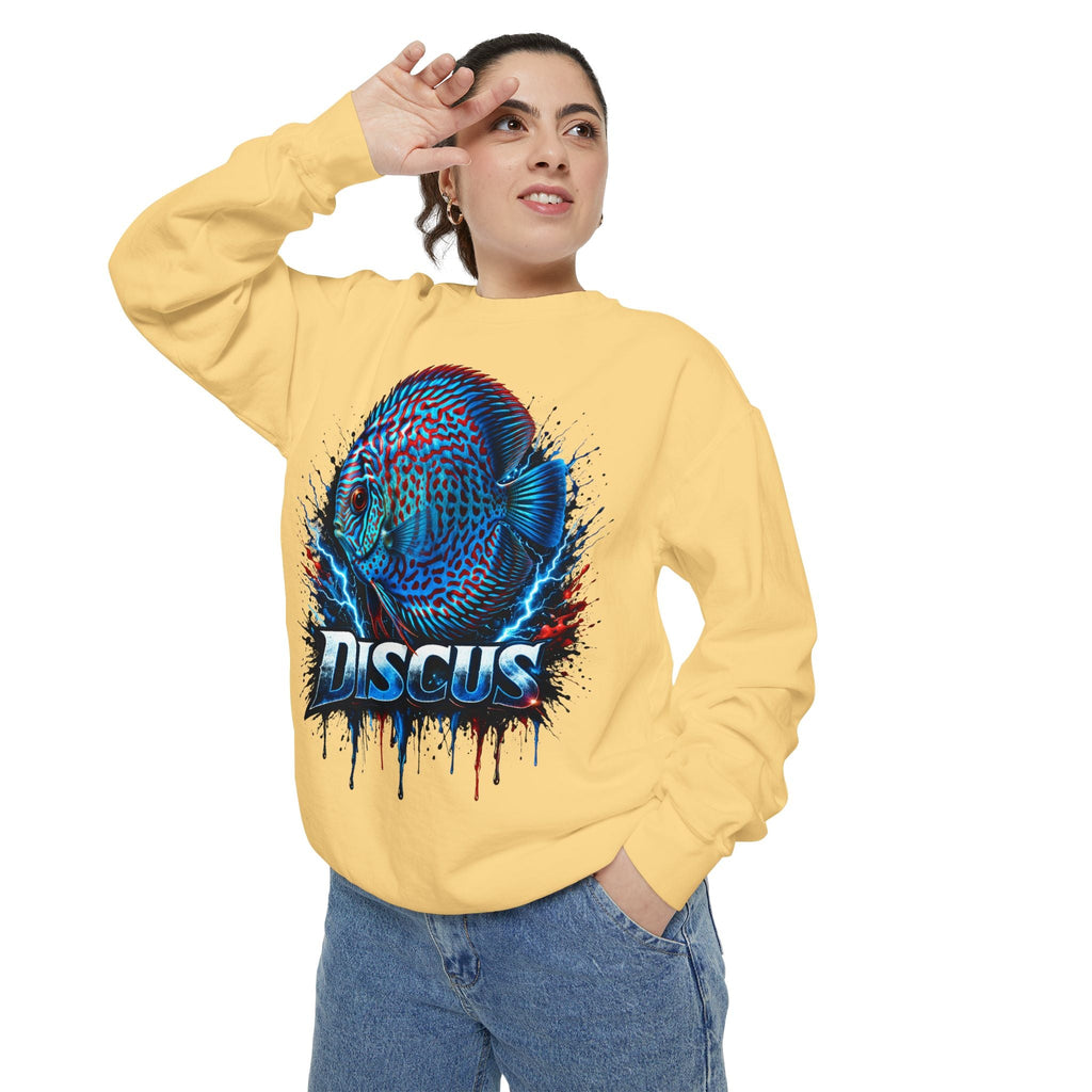 Discus Fish Graphic Sweatshirt — Vibrant Aquarium Lover Crewneck