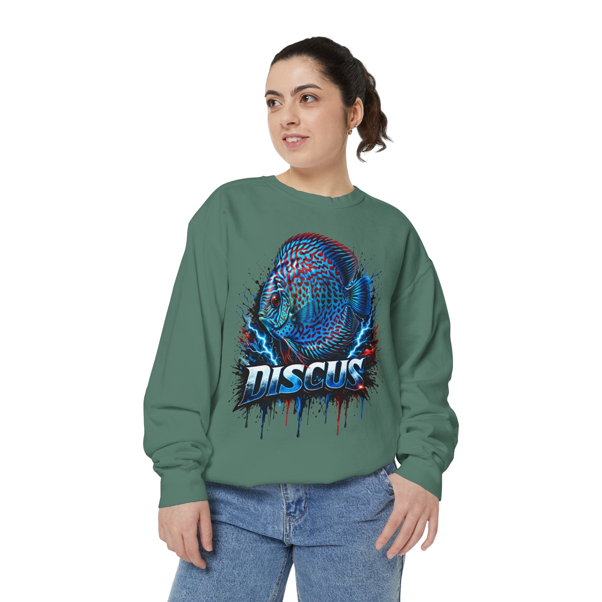 Discus Fish Graphic Sweatshirt — Vibrant Aquarium Lover Crewneck