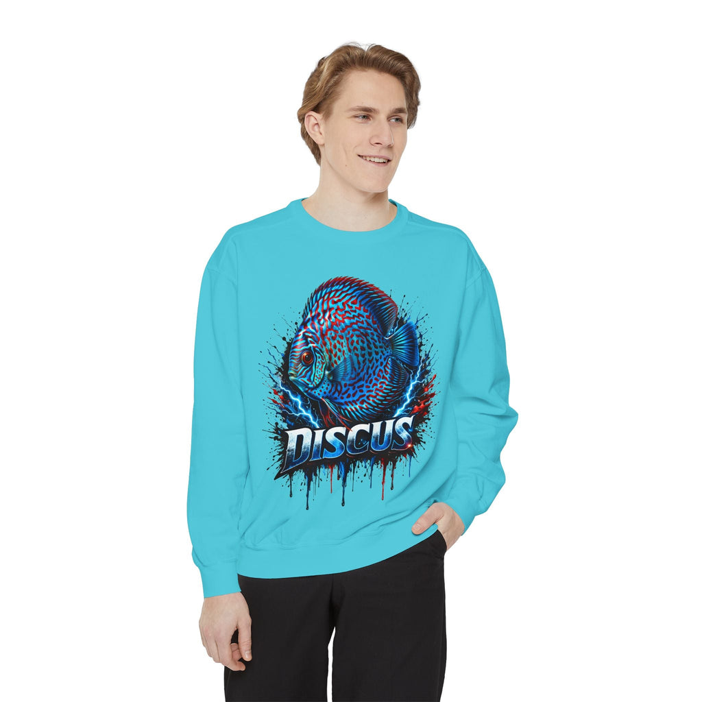 Discus Fish Graphic Sweatshirt — Vibrant Aquarium Lover Crewneck